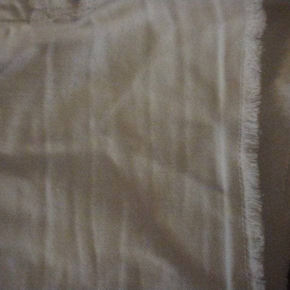 White Ladies Shorts - Picture 3 of 6